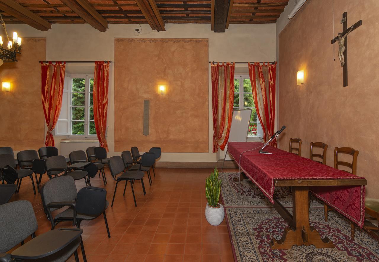 Hotel Casa Diocesana Di Lucca Eksteriør billede