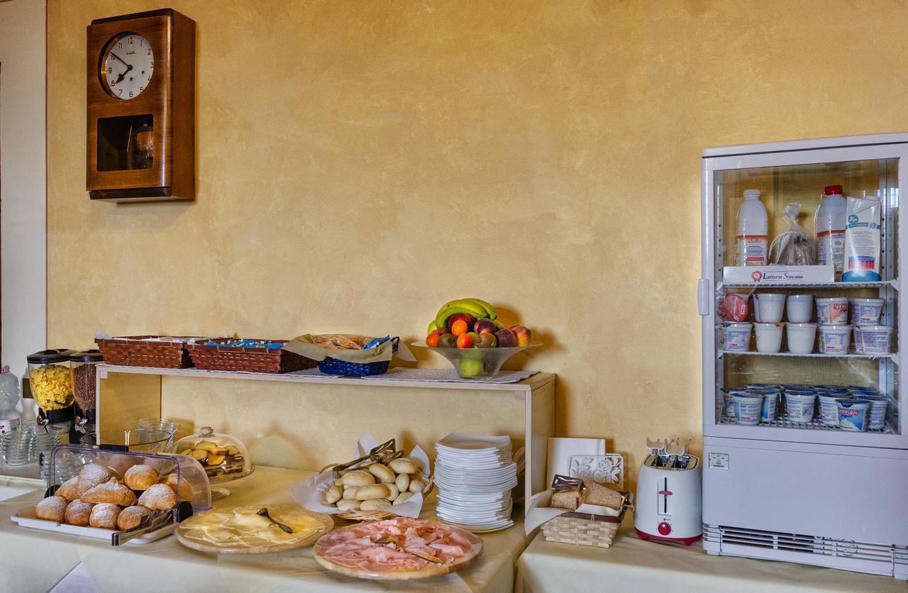 Hotel Casa Diocesana Di Lucca Eksteriør billede