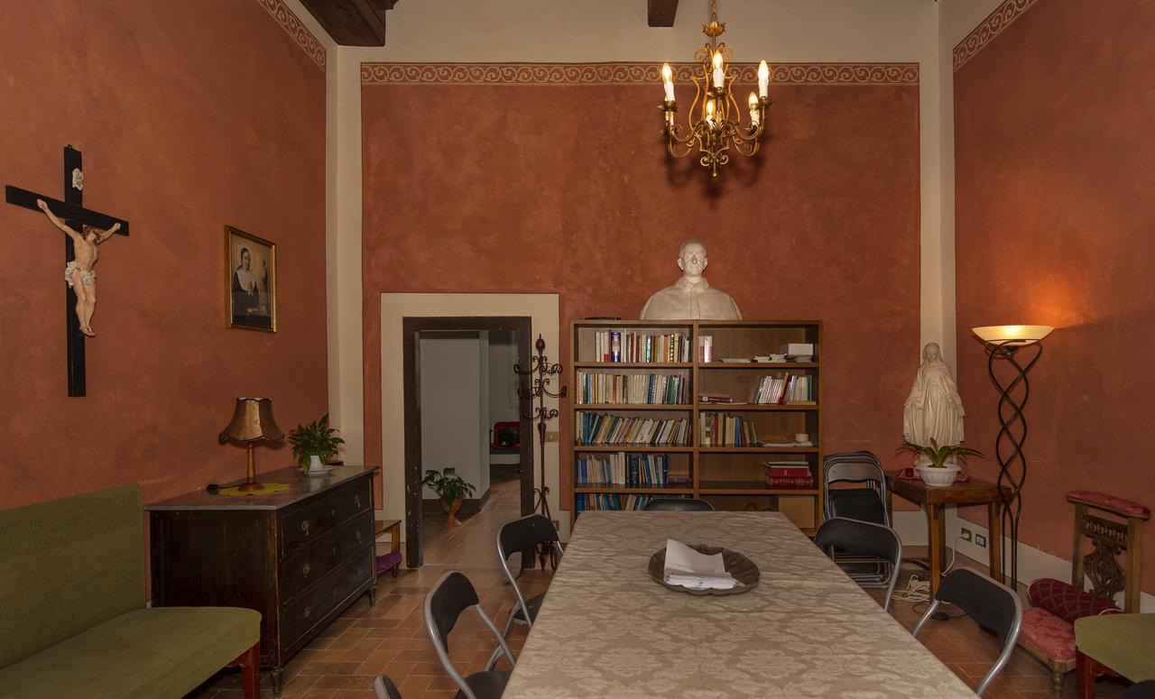 Hotel Casa Diocesana Di Lucca Eksteriør billede